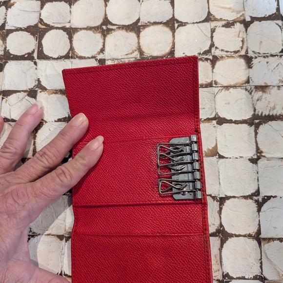 EUC Bvlgari Clip Back Key Holder - Picture 5 of 12